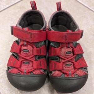 Keen Kids Sandals - size 7.
